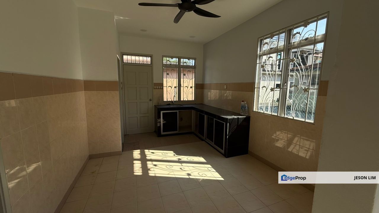 Bandar Parkland Klang @Gated Endlot 2 Storey 30X75 4R4B for Sale , Selangor, Klang