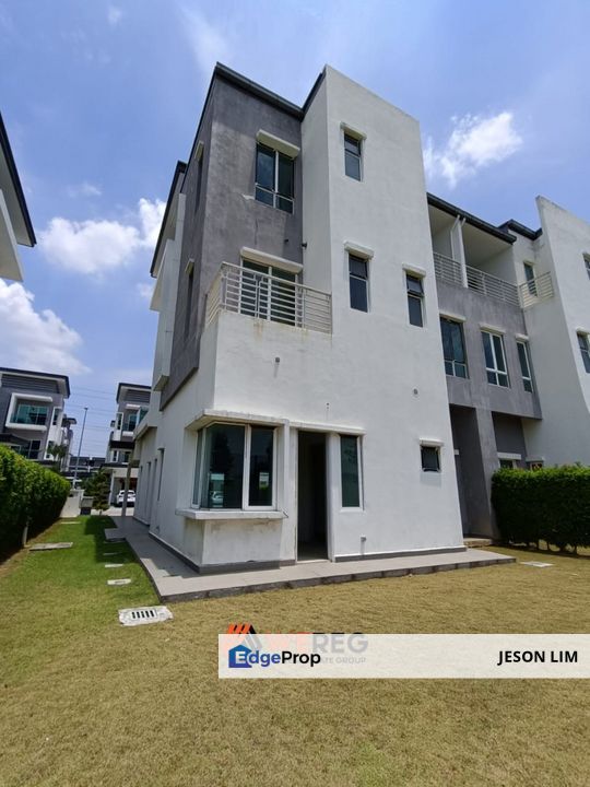 Laman Vista Alam Bukit Raja @Gated & Back Facing Lake 3 Sty Semi-D 40X90 6+1R7B for Sale, Selangor, Bandar Bukit Raja