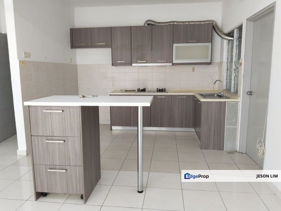 Gated Pelangi Height 2 Apartment Klang @Basic 1,161sqft 3R2B For Sale , Selangor, Klang