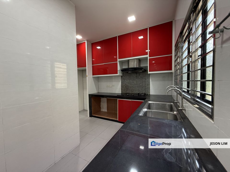 Bayuemas Klang @Fully Extended Front & Back @2 Sty 22X70 4R3B for Sale, Selangor, Klang