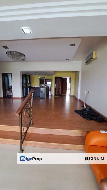 Spring Summer Villa Condo @Partial Furnished facing lake 1,959sqft for Sale, Selangor, Subang Jaya