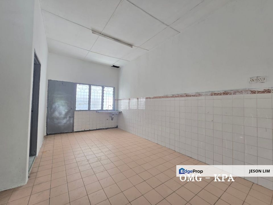 Sentosa Klang Single Storey 20X65 3R2B for Sale, Selangor, Klang