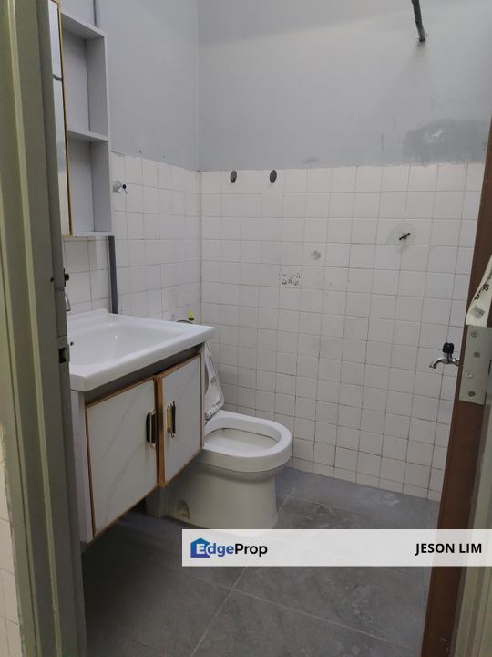 Sungai Jati Klang @Fcaing Open & Extended Single Sty 20X65 3R2B for Sale , Selangor, Klang