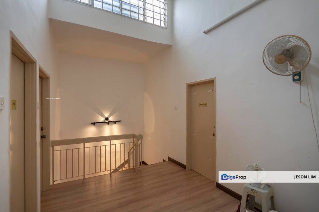 Bukit Puchong BP2 @Partial Furnished 2 Sty 20X70 4R3B for Sale, Selangor, Puchong