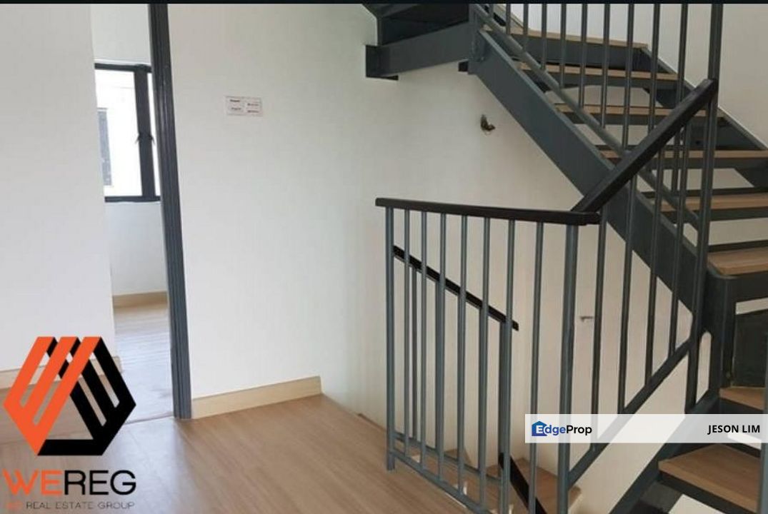 Taman Sejati 4 @Gated 2.5Storey Fully Renovated & Furnished & Extended 4R3B 20X55 for Sell RM780k, Selangor, Klang