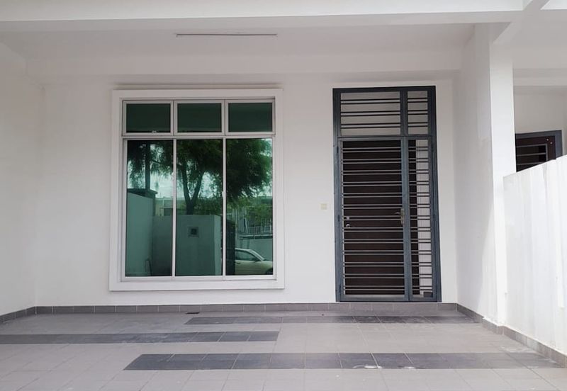 Austin Residence @Taman Mount Austin