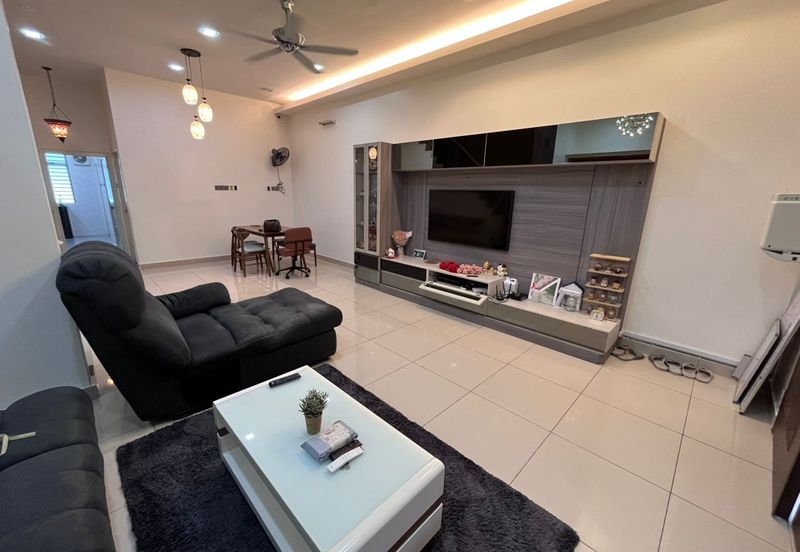 Austin Residence @Taman Mount Austin