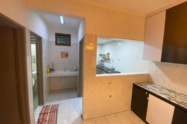 Austin Residence @Taman Mount Austin