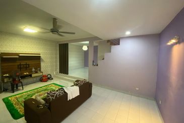 Austin Residence @Taman Mount Austin