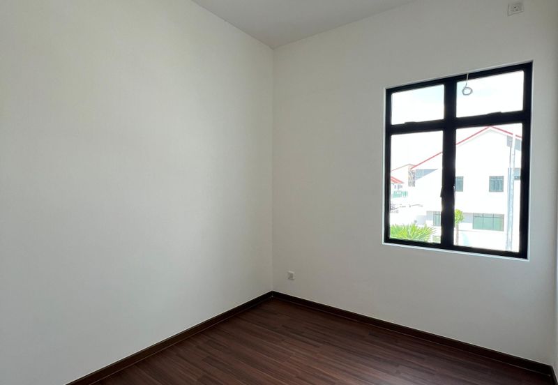 Mutiara Emas @ Taman Mount Austin