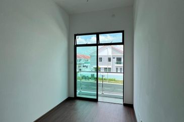 Mutiara Emas @ Taman Mount Austin