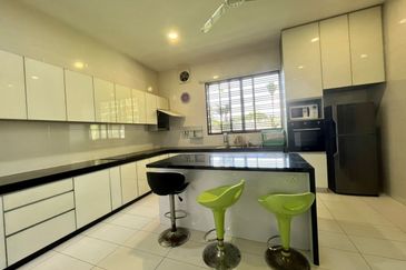 Taman Impian Heights