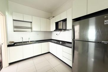 The Pinnacles (Pinnacle Tower)