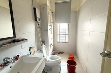 Austin Residence @Taman Mount Austin