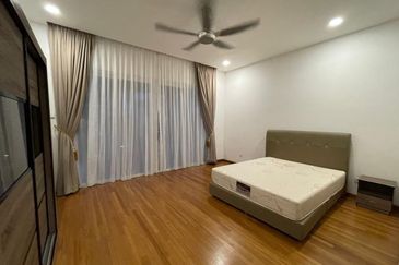 Isola Villa @ Senibong Cove