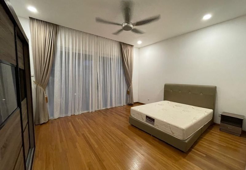 Isola Villa @ Senibong Cove