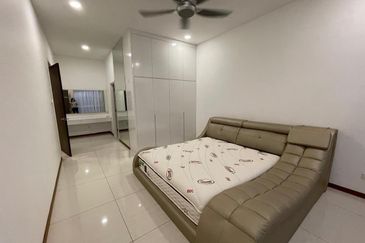 Isola Villa @ Senibong Cove