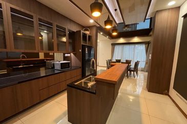 Isola Villa @ Senibong Cove