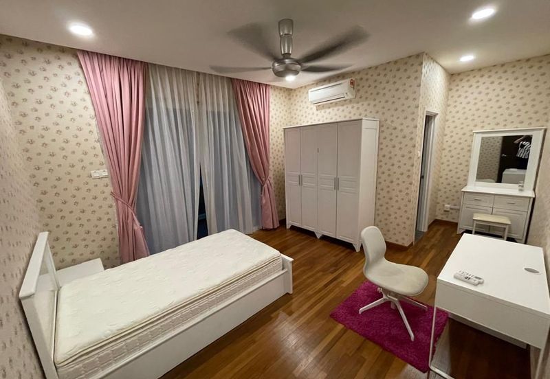 Isola Villa @ Senibong Cove