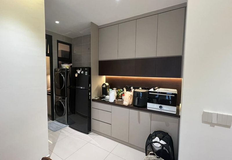 Twin Tower Residence