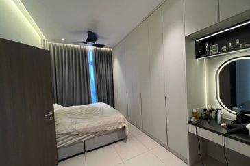 Twin Tower Residence