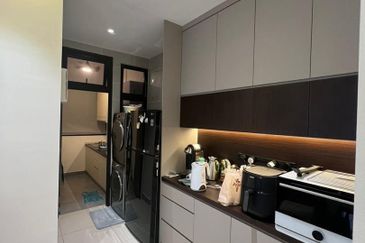 Twin Tower Residence