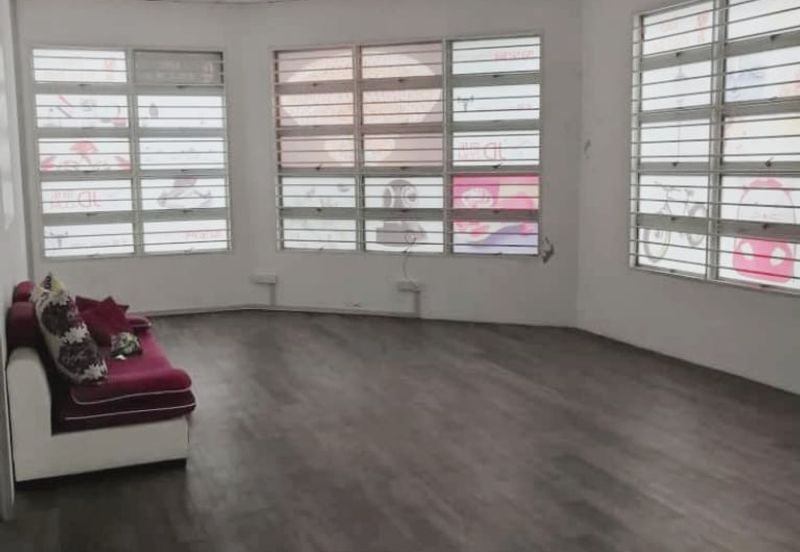 Pusat Perdagangan Kempas