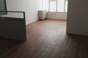 Pusat Perdagangan Kempas