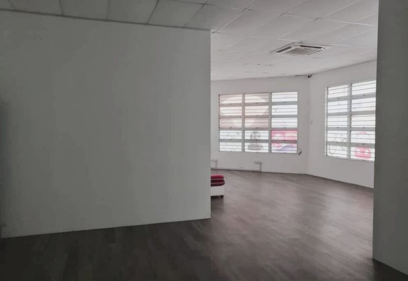 Pusat Perdagangan Kempas