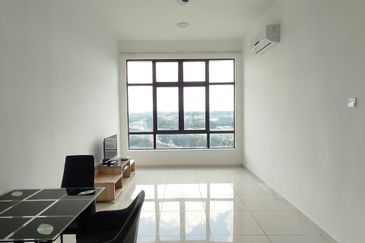 D'Summit Residences @ Kempas Utama