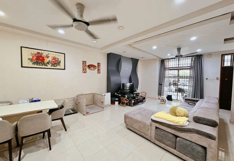 Taman Austin Perdana