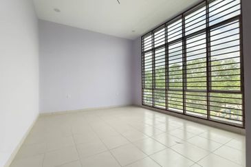 Bandar Baru Seri Alam