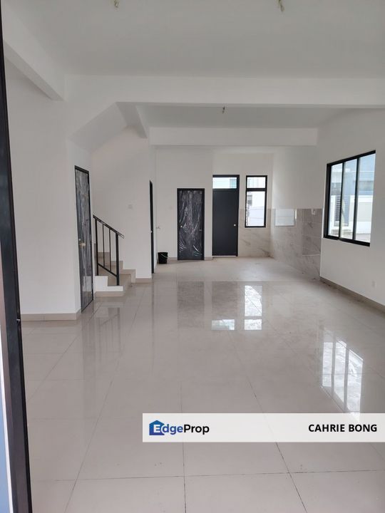 Austin Duta Double Storey Terrace Endlot , Johor, Johor Bahru