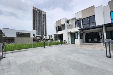 Sunway Citrine Lakehomes