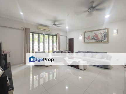 Ledang Height Bungalow with Swimming Pool, Johor, Johor Bahru