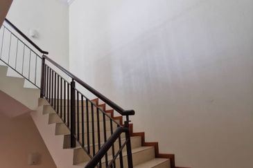 The Gates Horizon Hills