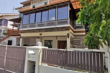 The Gates Horizon Hills