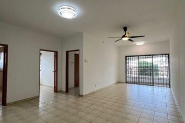 Prima Regency (Dorchester Court)