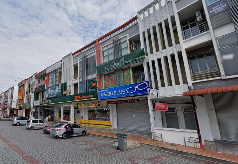 Bina Park, Bandar Seri Alam