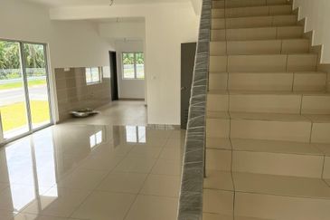 Taman Sri Pekan Nanas