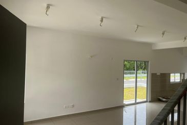 Taman Sri Pekan Nanas