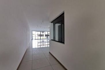 Senibong Cove Waterway Residences