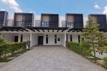 Senibong Cove Waterway Residences