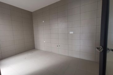 Senibong Cove Waterway Residences