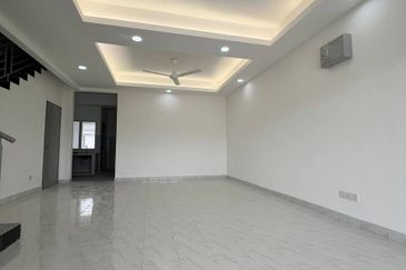 Kota Tinggi｜Taman YPJ｜Jalan Yayasan｜2-Storey Terrace｜Renovated