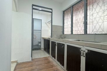 Flat Taman Ungku Tun Aminah