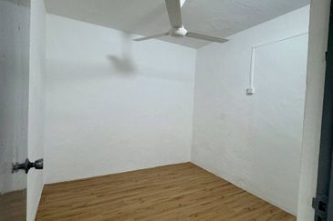 Flat Taman Ungku Tun Aminah