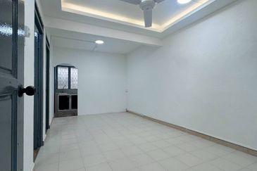 Flat Taman Ungku Tun Aminah