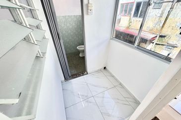 Flat Taman Ungku Tun Aminah