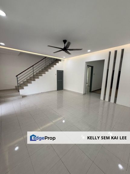 Kulai｜Taman Tropika｜Jalan Tropika｜2-Storey Terrace｜Renovated, Johor, Kulai